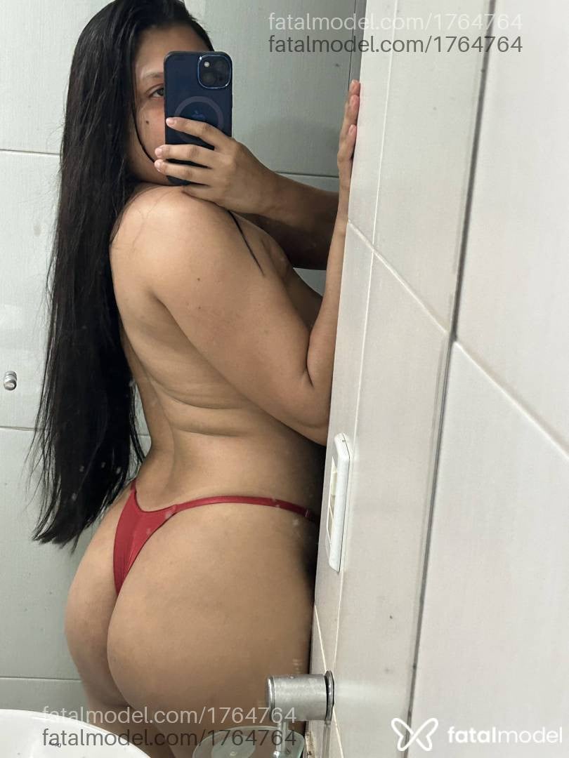 Acompanhante mulher com cabelo castanho de olhos pretos em Paraíso do Tocantins - Tainá