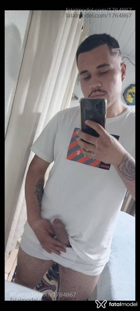 Acompanhante homem morena (o) de olhos castanhos em Arroio do Sal - JoaoVitor