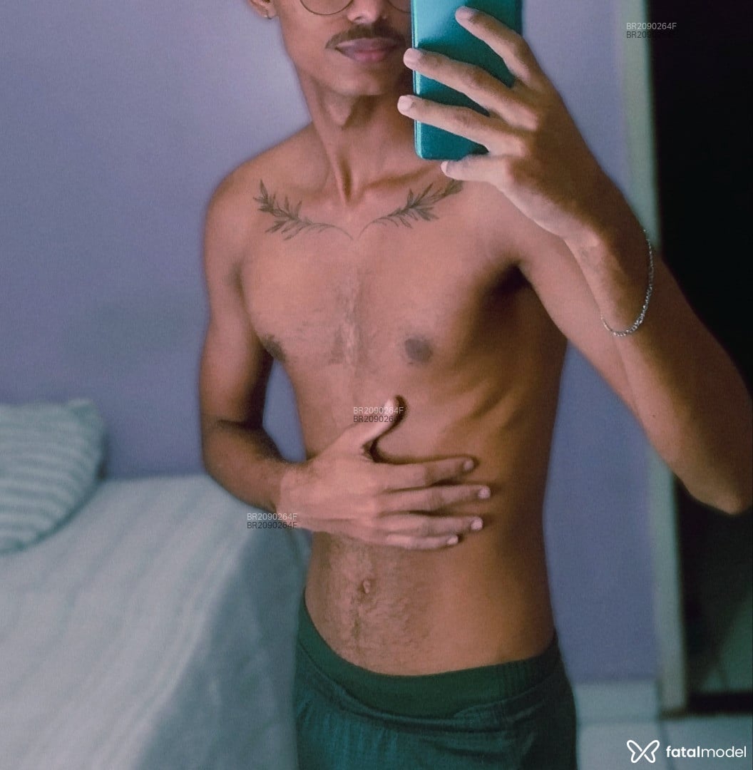 Acompanhante homem morena (o) de olhos castanhos em Altamira Acompanhante homem morena (o) de olhos castanhos em Altamira - Pollo