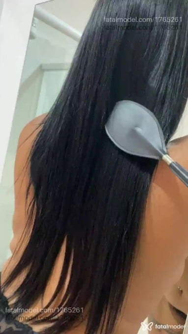 Acompanhante mulher morena (o) de olhos castanhos em Porto Alegre Acompanhante mulher morena (o) de olhos castanhos em Porto Alegre - Priscila Alcântara