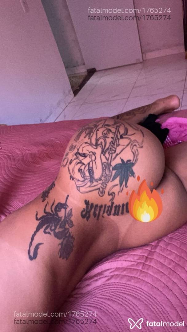 Acompanhante mulher morena (o) de olhos pretos - Sabrynna
