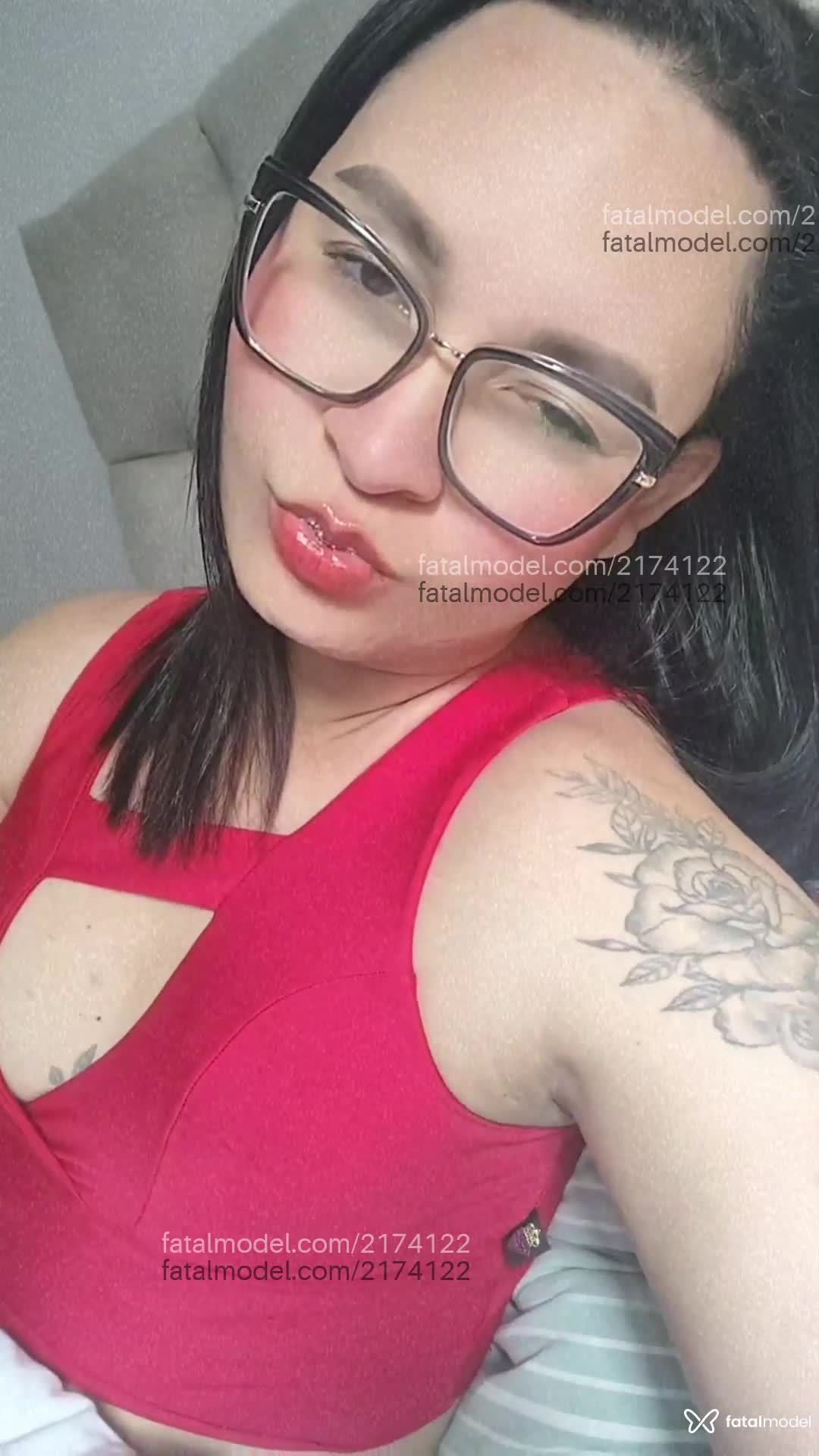 Acompanhante mulher trans com cabelo castanho de olhos castanhos em São Paulo - Alice Oliveira