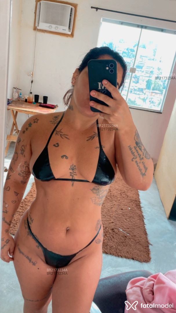 Acompanhante mulher morena (o) de olhos castanhos em Rio de Janeiro Acompanhante mulher morena (o) de olhos castanhos em Rio de Janeiro - Naninha