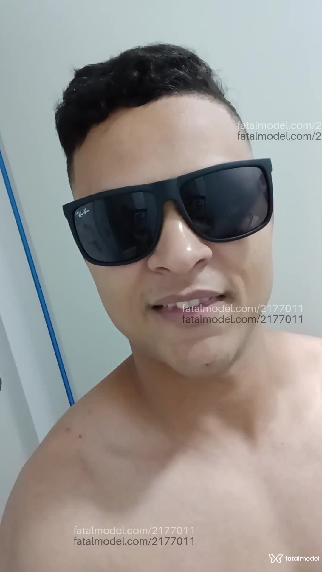 Acompanhante homem com cabelo castanho de olhos castanhos em São Paulo - Ramon