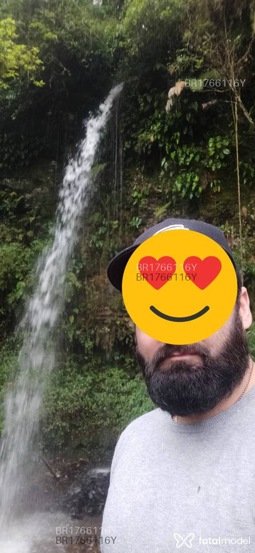 Acompanhante homem morena (o) de olhos verdes em São José - Jhonny