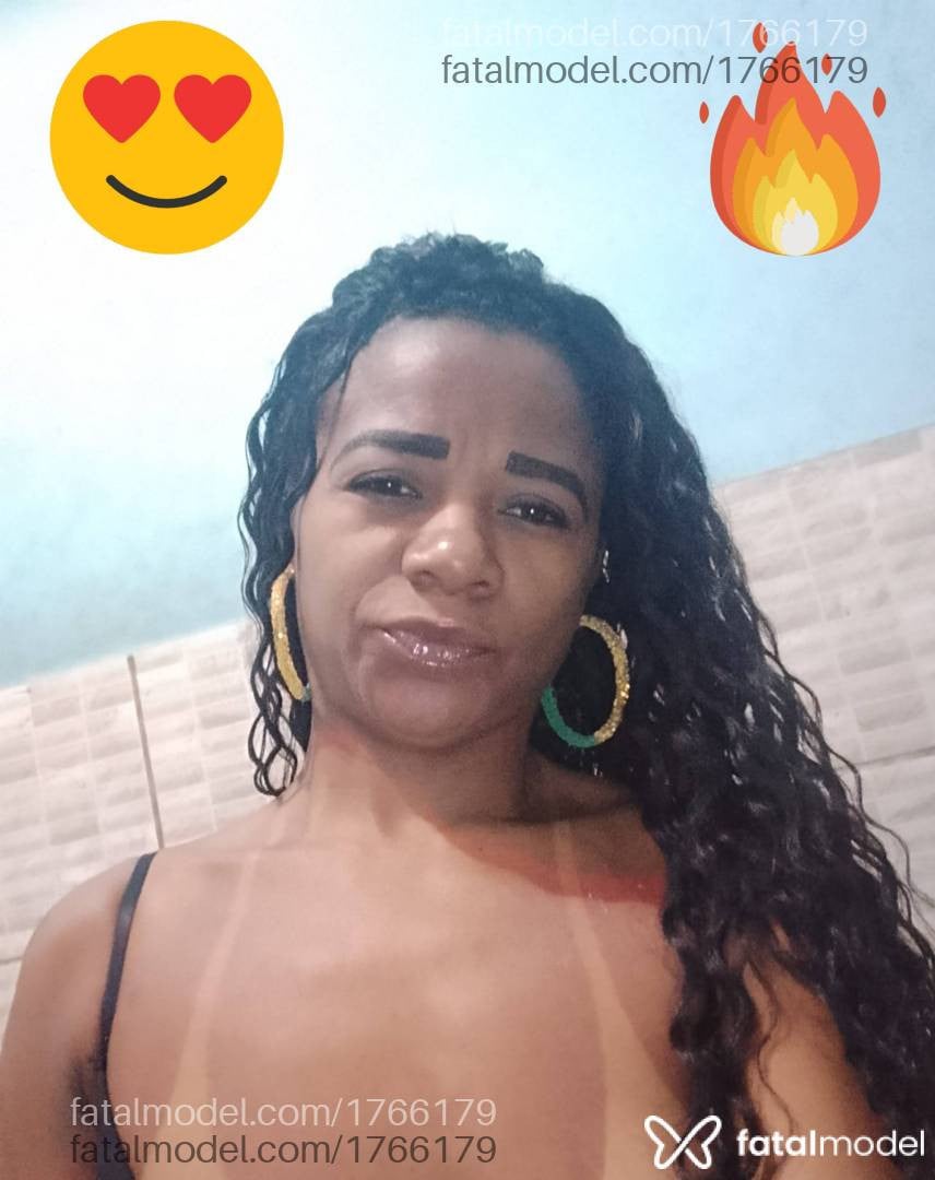 Acompanhante mulher com cabelo castanho de olhos pretos - Paty