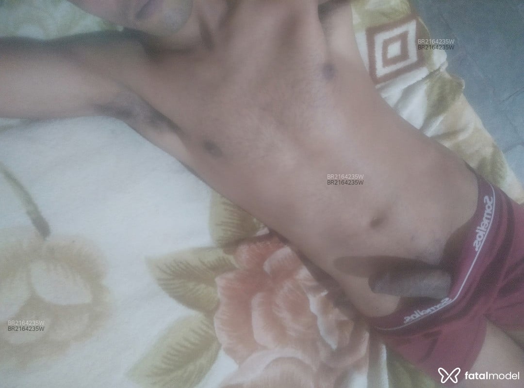 Acompanhante homem morena (o) de olhos castanhos em Paulo Frontin - Gabriel
