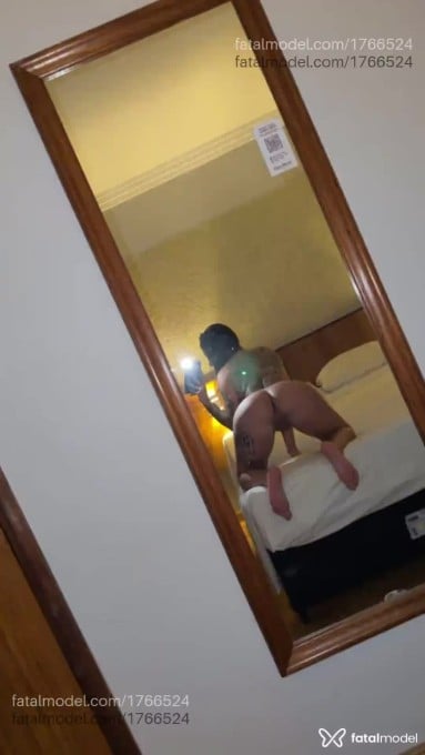 Acompanhante mulher morena (o) de olhos azuis em Novo Hamburgo - Giulia