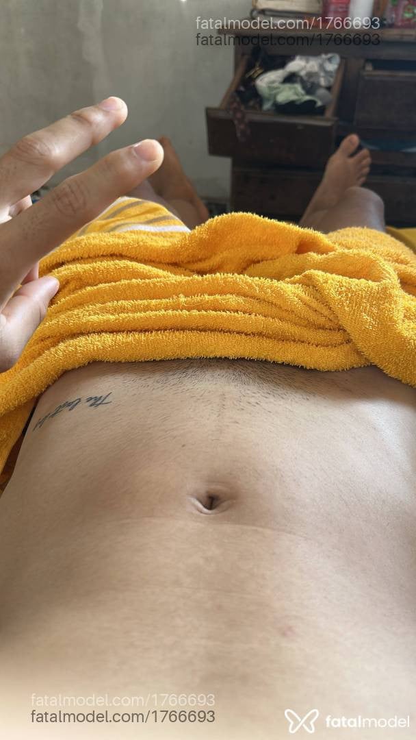 Acompanhante homem morena (o) de olhos castanhos em Virtual - Nathan