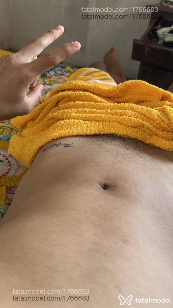 Acompanhante homem morena (o) de olhos castanhos em Virtual - Nathan