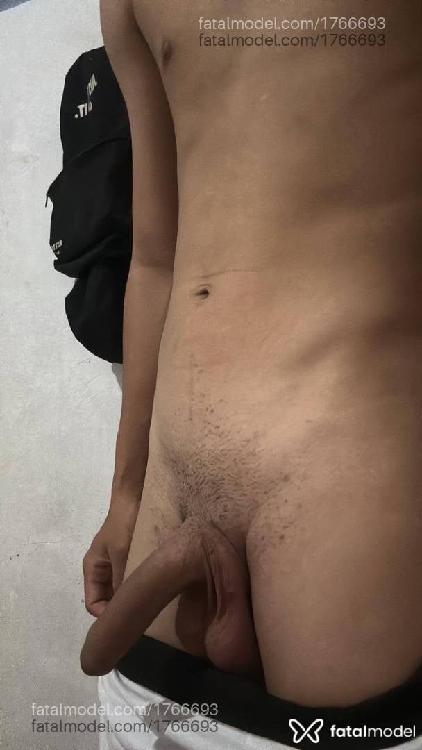 Acompanhante homem morena (o) de olhos castanhos - Rafael Brito