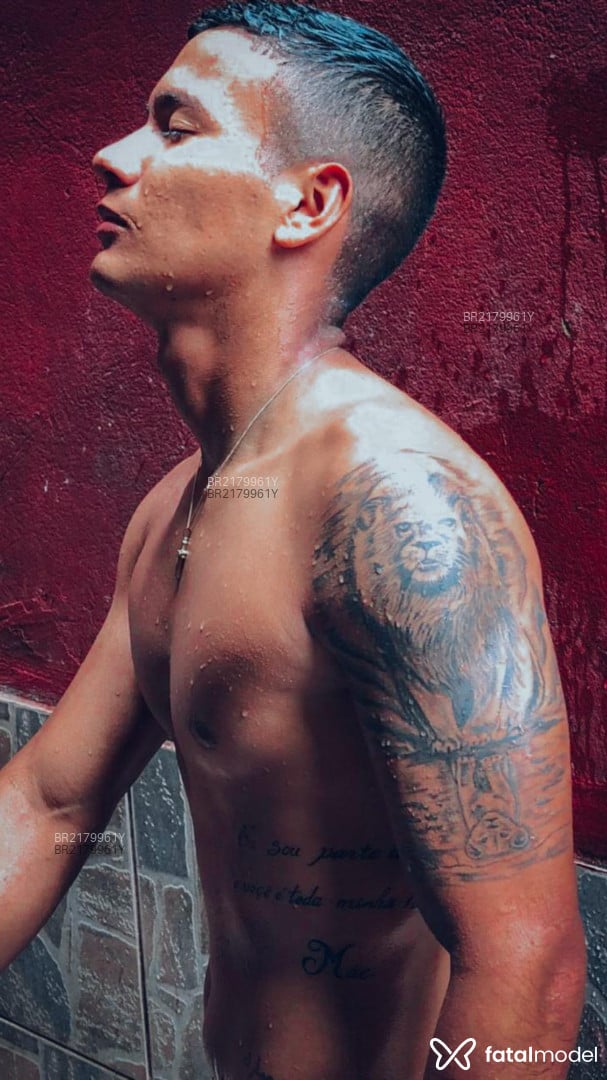 Acompanhante homem morena (o) de olhos pretos em São Paulo - Martins Leal