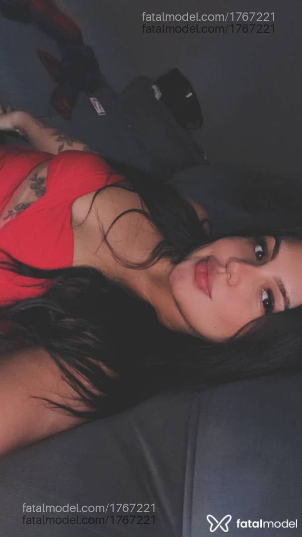 Acompanhante mulher morena (o) de olhos castanhos - Alice