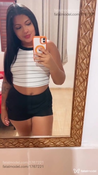 Acompanhante mulher morena (o) de olhos castanhos em Araxá - Alice