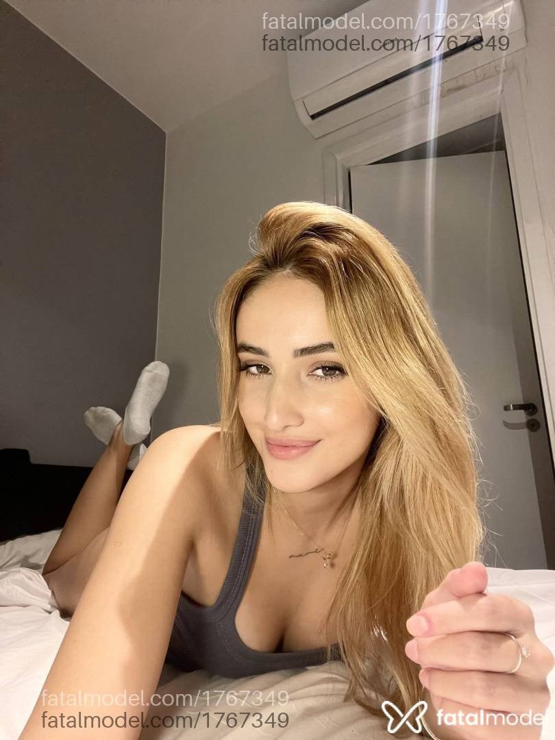 Acompanhante mulher loira (o) de olhos castanhos em São Paulo - Maria