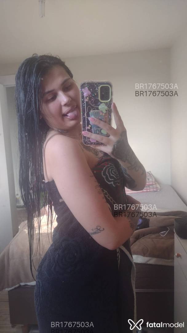 Acompanhante mulher morena (o) de olhos castanhos - Bruninha Acompanhante mulher morena (o) de olhos castanhos - Bruninha