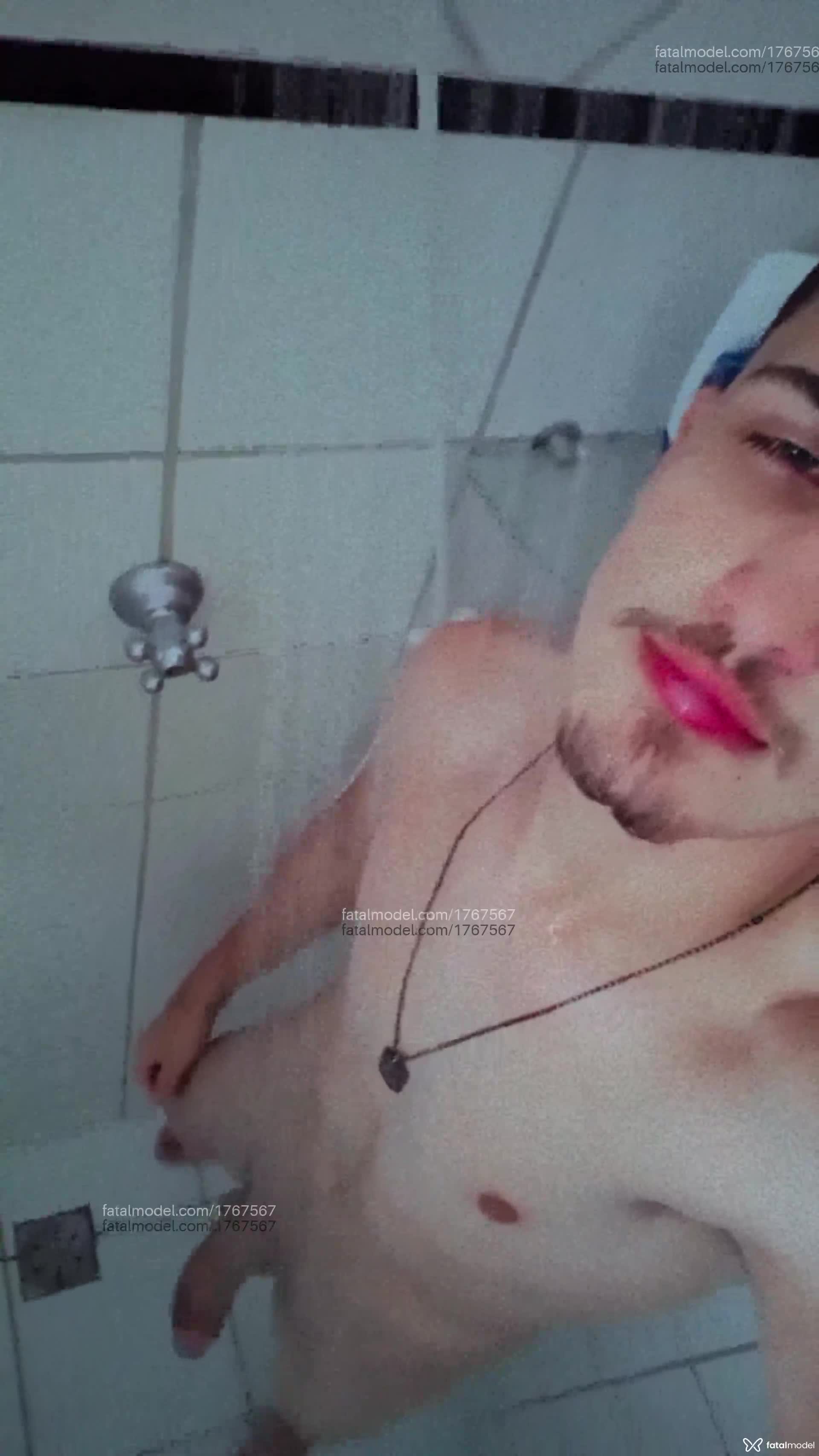 Acompanhante homem com cabelo castanho de olhos verdes - Ricardo Silva Acompanhante homem com cabelo castanho de olhos verdes - Ricardo Silva