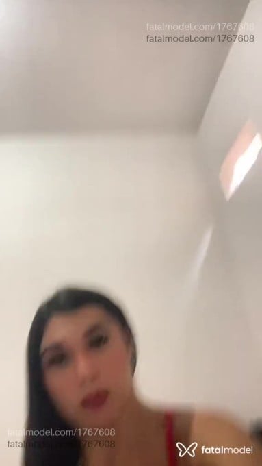 Acompanhante mulher trans morena (o) de olhos castanhos em Virtual - Hana Bela