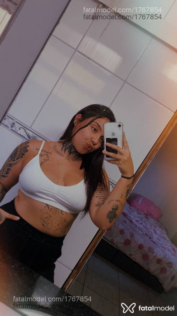 Acompanhante mulher morena (o) de olhos castanhos - Tai Bueno