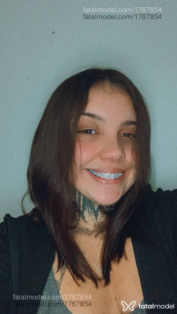 Acompanhante mulher morena (o) de olhos castanhos - Tai Bueno