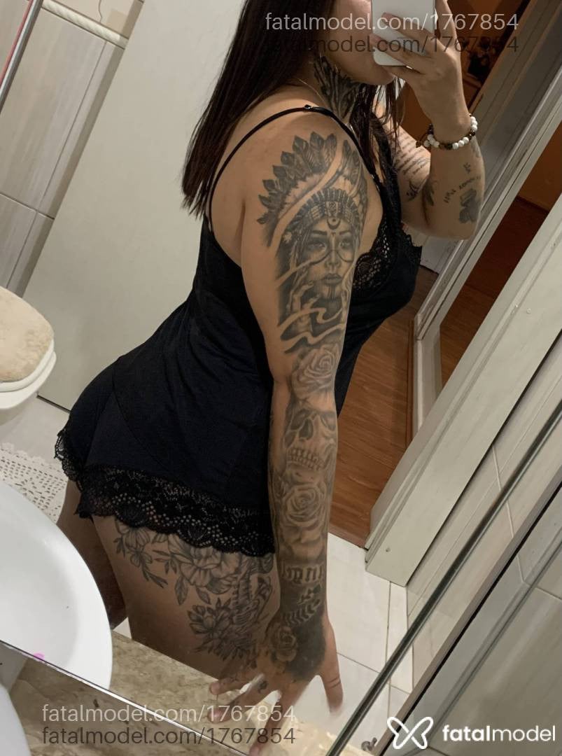 Acompanhante mulher morena (o) de olhos castanhos - Tai Bueno