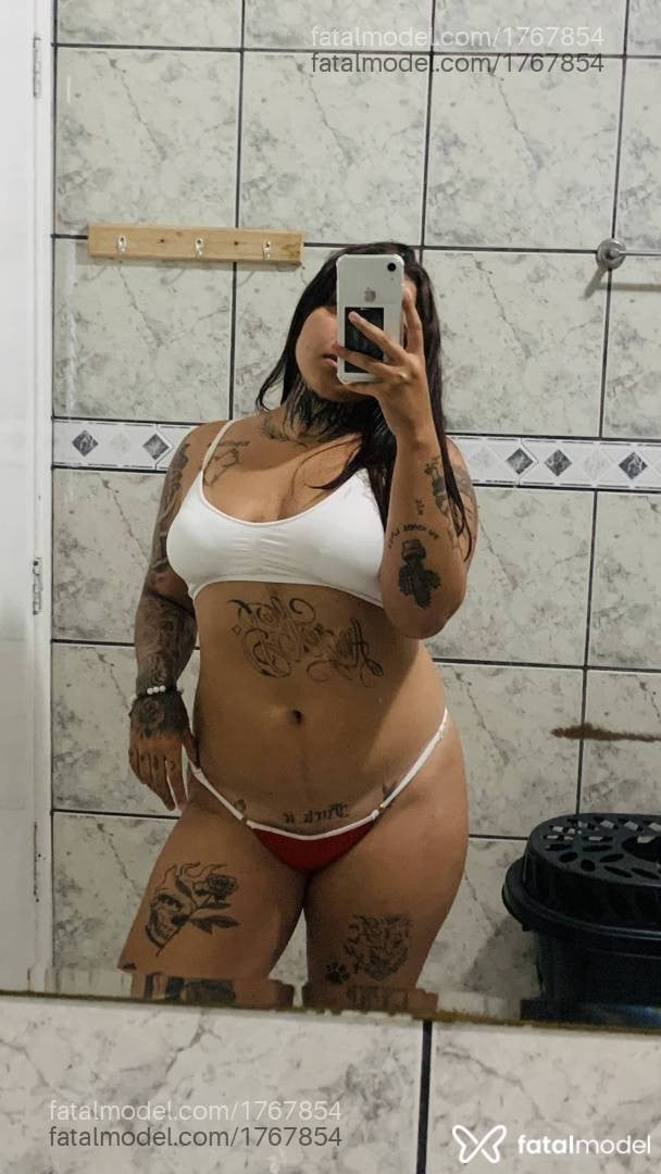 Acompanhante mulher morena (o) de olhos castanhos - Tai Bueno