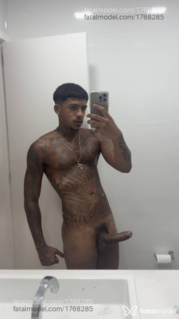 Acompanhante homem morena (o) de olhos castanhos em São Paulo Acompanhante homem morena (o) de olhos castanhos em São Paulo - Indio Cariocaa