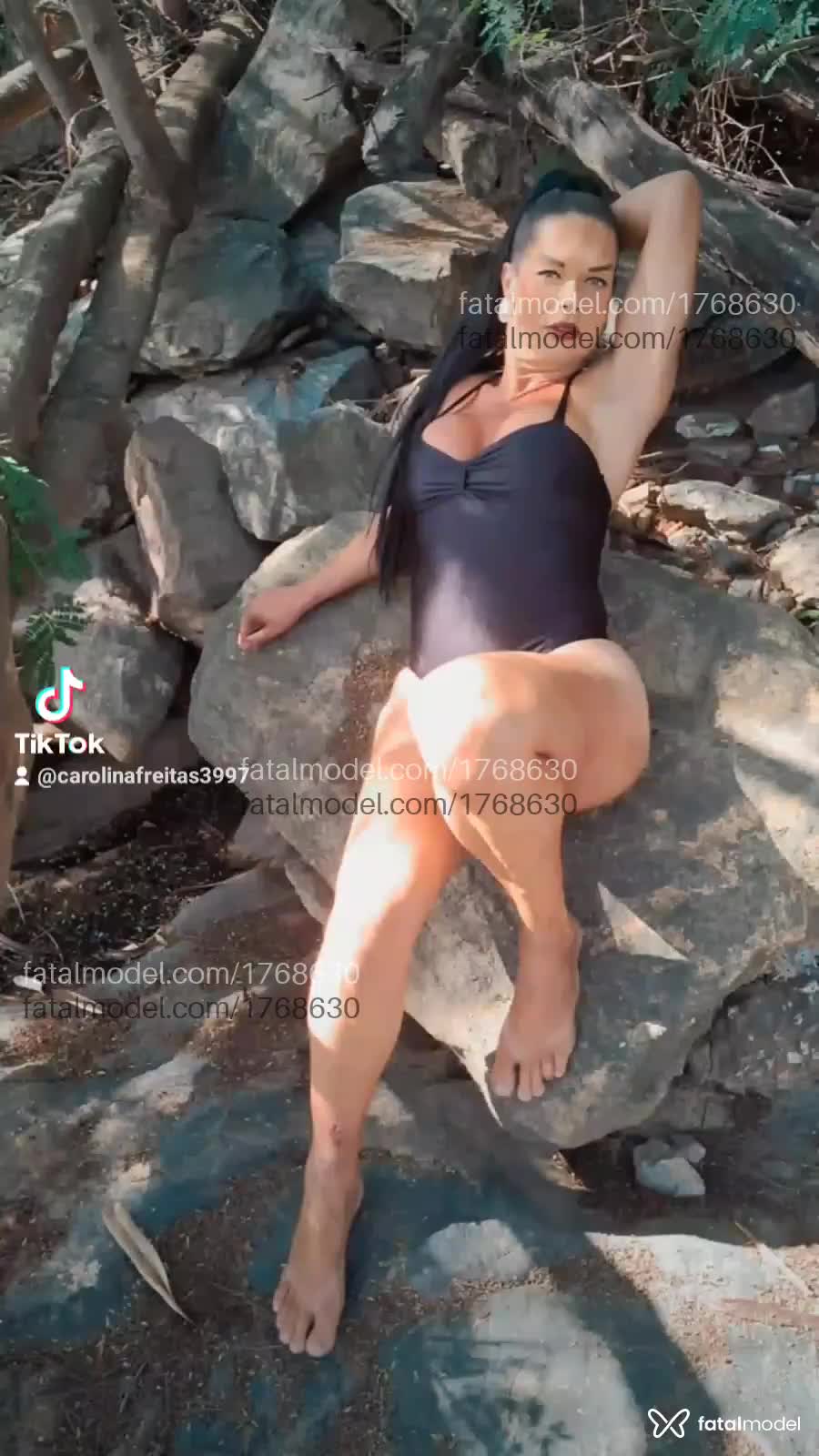 Acompanhante mulher trans morena (o) de olhos azuis em Serra Acompanhante mulher trans morena (o) de olhos azuis em Serra - Rafaela Moraes