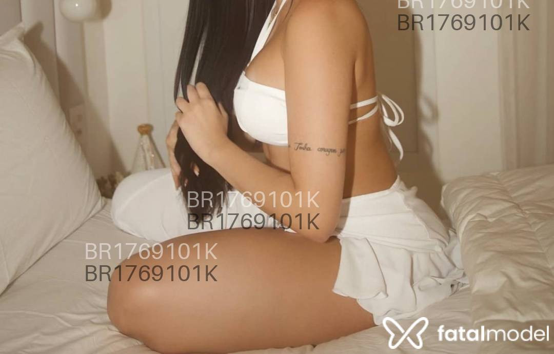 Acompanhante mulher morena (o) de olhos castanhos em Virtual - Flávia calina