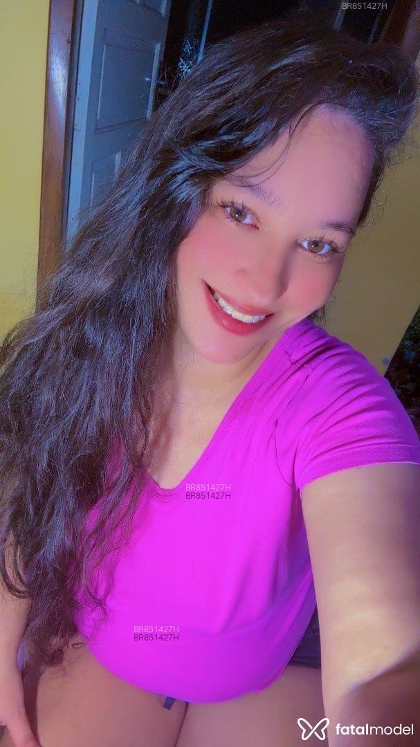 Acompanhante mulher com cabelo castanho de olhos mel - Mel Souza