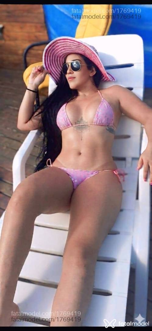 Acompanhante mulher morena (o) de olhos castanhos em Nova Venécia - Eva Milena
