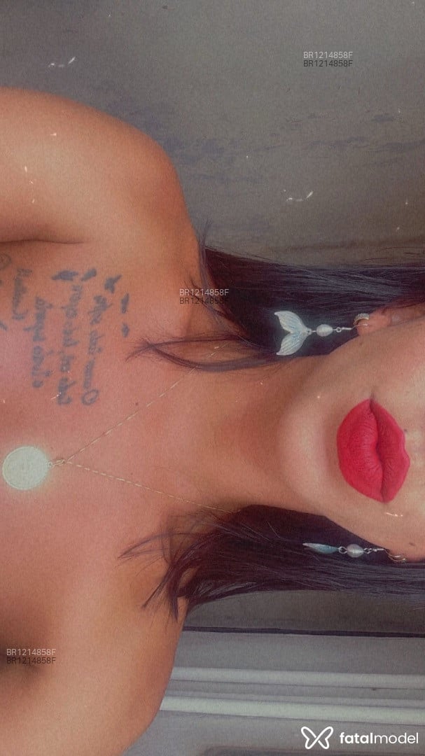 Acompanhante travesti morena (o) de olhos castanhos em Presidente Prudente - Maria Alice