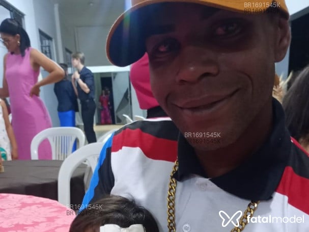 Acompanhante homem morena (o) de olhos pretos em Nova Andradina Acompanhante homem morena (o) de olhos pretos em Nova Andradina - JOGADORKARO