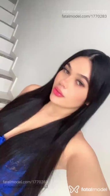 Acompanhante mulher com cabelo castanho de olhos mel em Cascavel - Millena