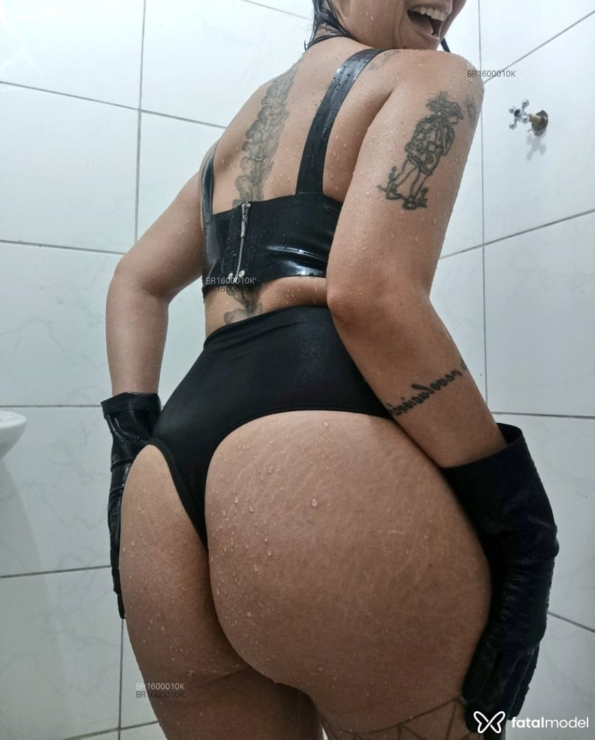 Acompanhante mulher morena (o) de olhos mel em Virtual - SingleMaldicta