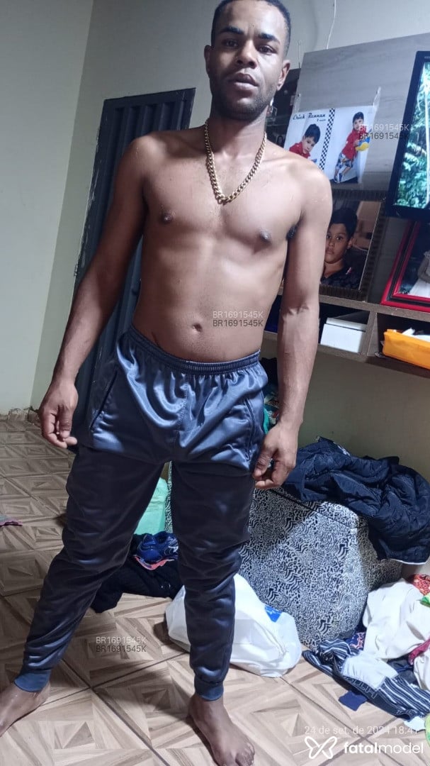 Acompanhante homem morena (o) de olhos pretos em Nova Andradina Acompanhante homem morena (o) de olhos pretos em Nova Andradina - JOGADORKARO