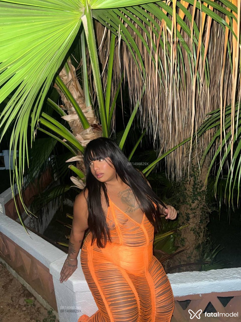 Acompanhante mulher trans morena (o) de olhos castanhos em São Paulo - Isadora Ribeiro
