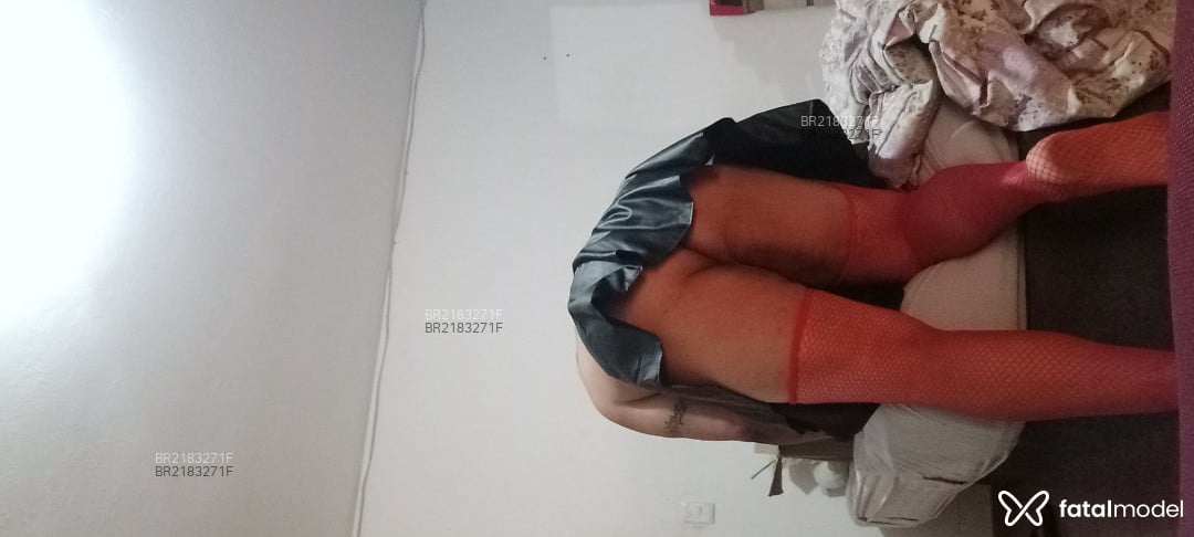 Acompanhante não-binário com cabelo castanho de olhos castanhos em São Paulo - Fábio