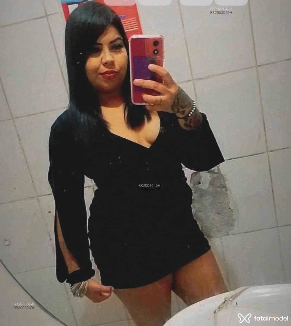 Acompanhante mulher morena (o) de olhos pretos em Blumenau - Karol Maya