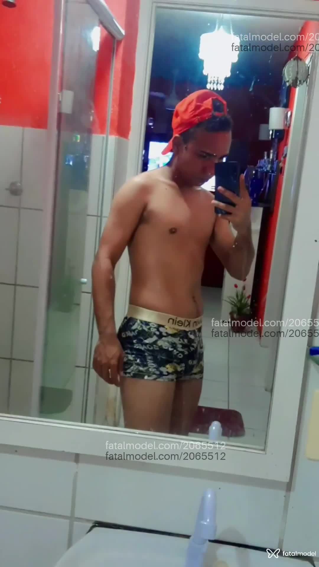 Acompanhante homem morena (o) de olhos pretos em Três Lagoas Acompanhante homem morena (o) de olhos pretos em Três Lagoas - Carlos Mendonça