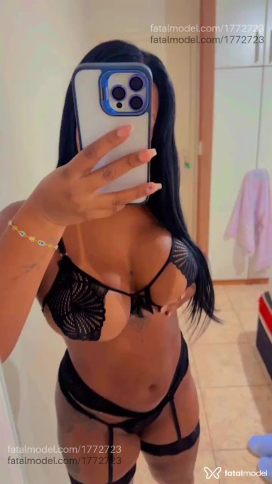 Acompanhante mulher morena (o) de olhos pretos em São João da Boa Vista - Mara