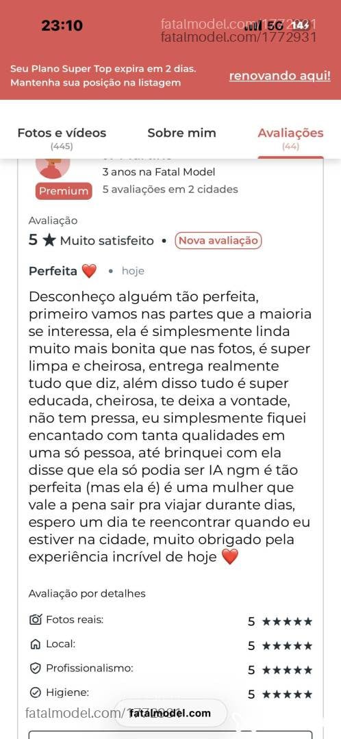 Acompanhante mulher loira (o) de olhos pretos - Vitória
