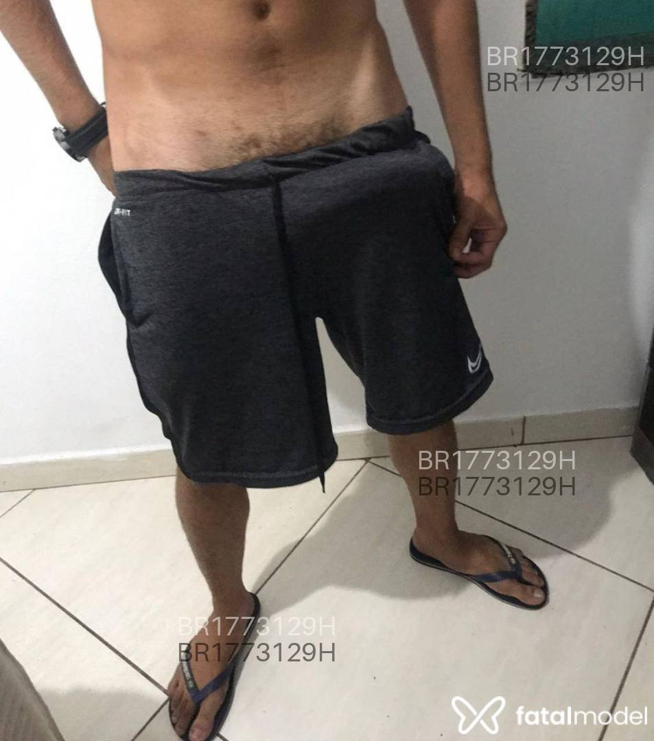 Acompanhante homem morena (o) de olhos pretos em Virtual Acompanhante homem morena (o) de olhos pretos em Virtual - Jhonata