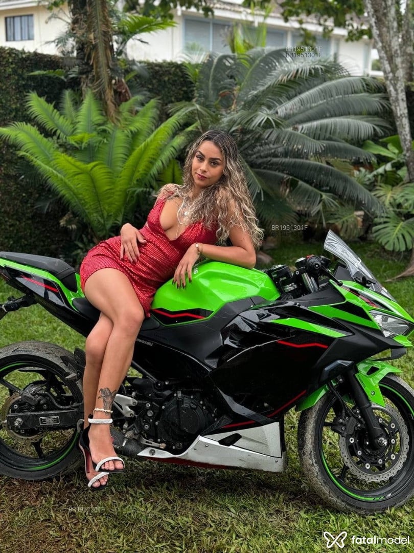 Acompanhante mulher loira (o) de olhos verdes em São Paulo - Morganita
