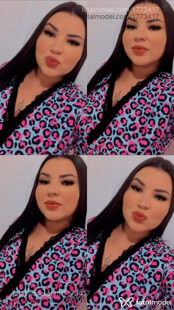 Acompanhante mulher morena (o) de olhos verdes - Thaay