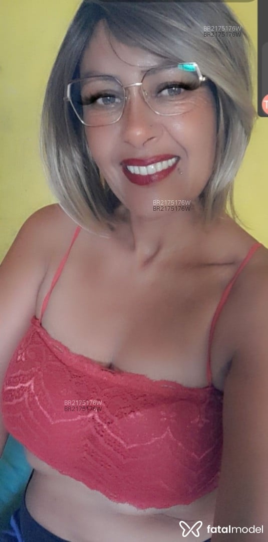 Acompanhante mulher com cabelo castanho de olhos mel em Jundiaí Acompanhante mulher com cabelo castanho de olhos mel em Jundiaí - Espaço Harmony