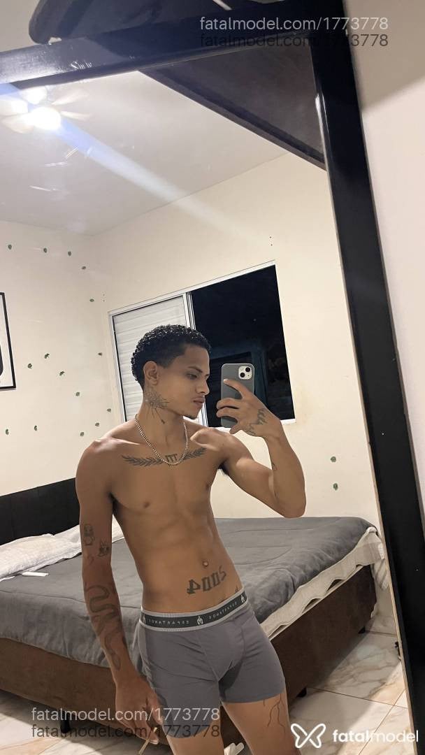 Acompanhante homem morena (o) de olhos castanhos - willian