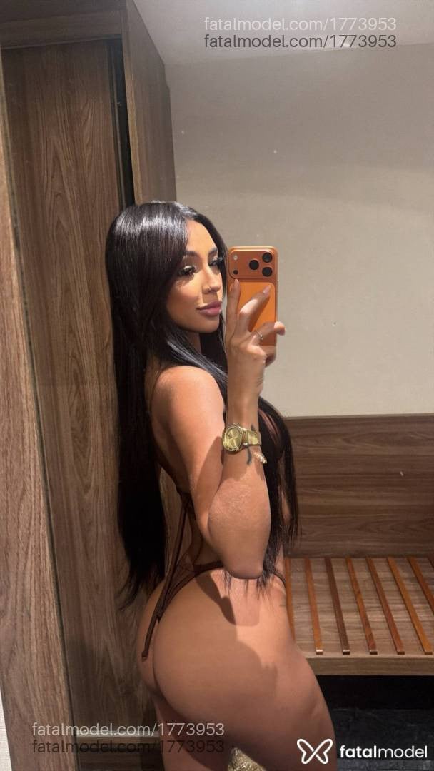 Acompanhante mulher morena (o) de olhos castanhos - Letícia Souza