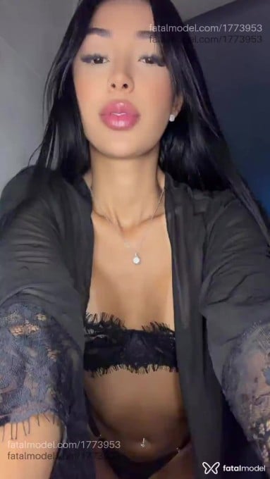 Acompanhante mulher morena (o) de olhos castanhos - Letícia Souza