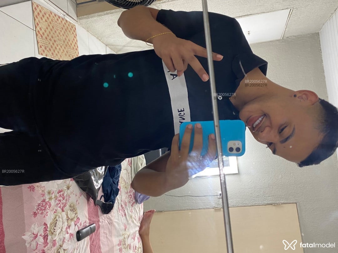 Acompanhante homem morena (o) de olhos pretos em Fortaleza - Pedro